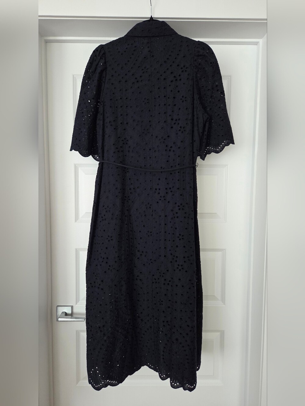 NWT H&M Navy Eyelet Embroidered Shirt Dress with Tie Waist, Size S - Picture 4 of 11